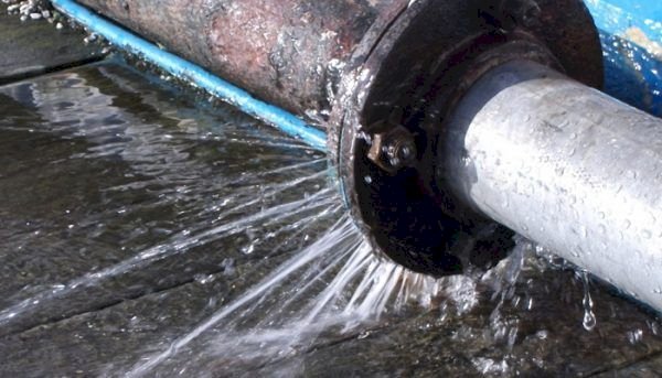 Emergency Plumbing Services- How To Hire?
