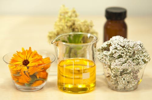 How To Use Essential Oils Throughout The Home